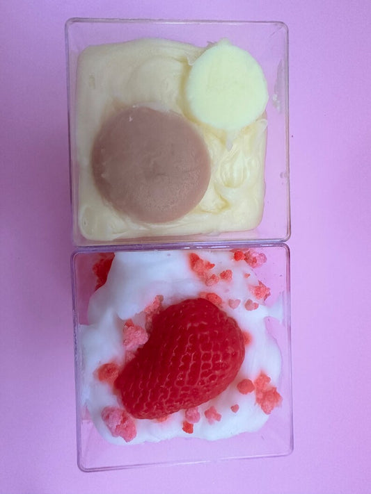 Banana Pudding and Strawberry Crunch Scoopable Wax Melt